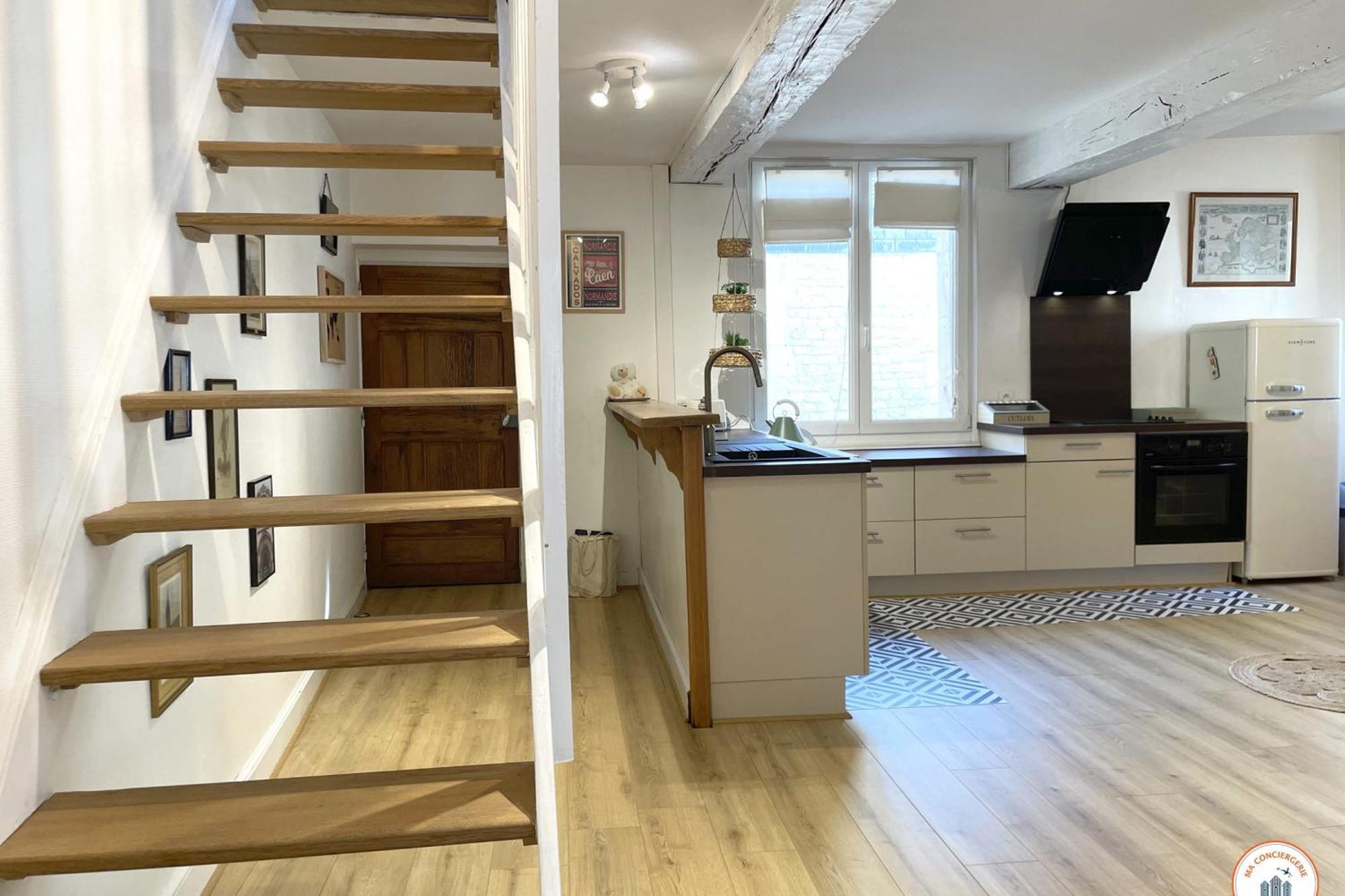 Le St-Laurent - Magnifique Triplex - Calme Caen Esterno foto