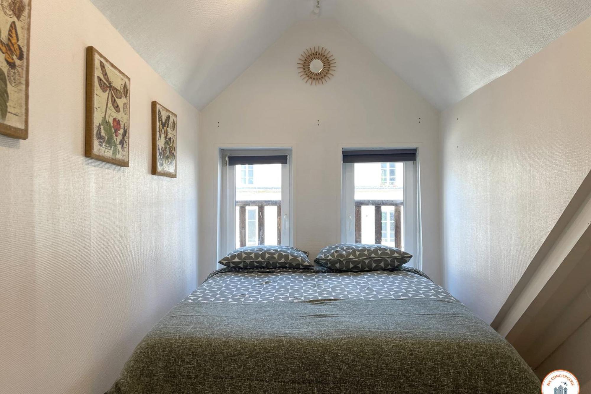 Le St-Laurent - Magnifique Triplex - Calme Caen Esterno foto